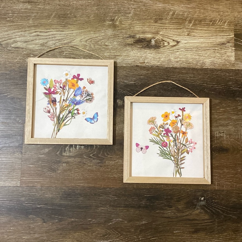NWOT framed floral Tapestry